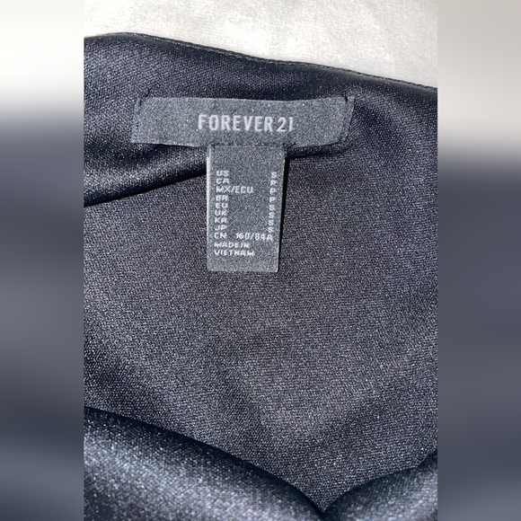 Forever 21 size small top - Picture 4 of 4